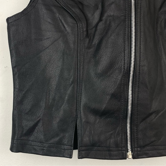 New Identity size Medium Women’s Black Leather Full Zip Vest - Picture 6 of 6
